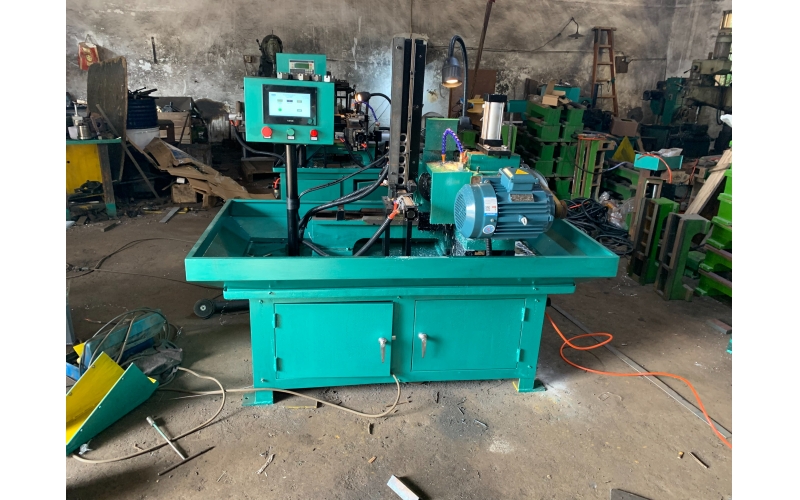 什么是螺母開槽機？